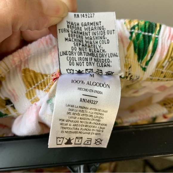 8 Oak Lane holiday leopard with Santa hat and champagne pajamas pant set. Size M - Picture 14 of 14